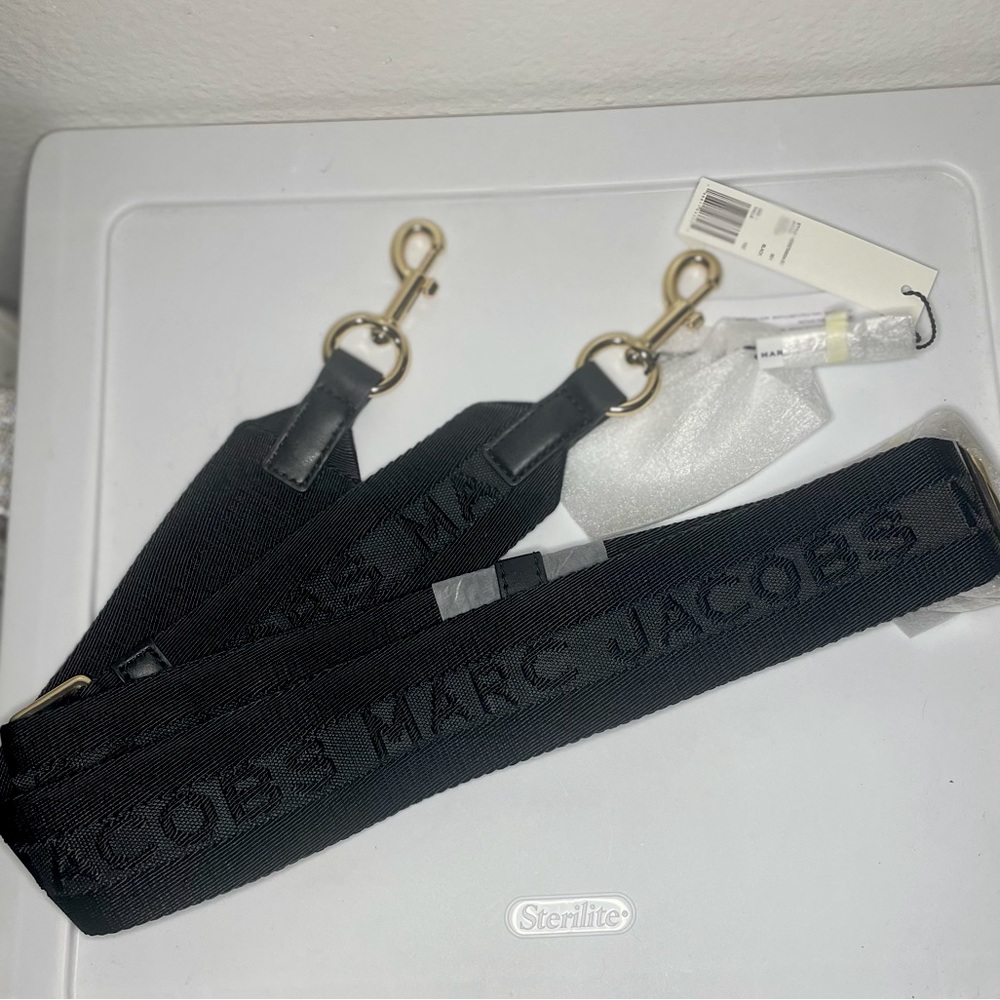 Marc Jacobs Strap
